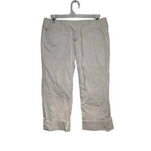 XOXO Women's Capri Size 7/8